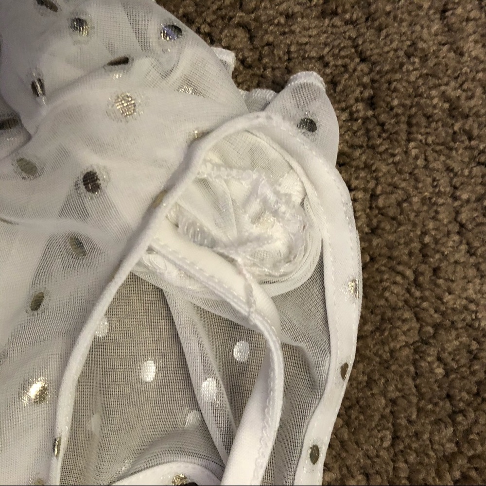Girls dressy long sleeve w/small bell cuff size L - Picture 4 of 4